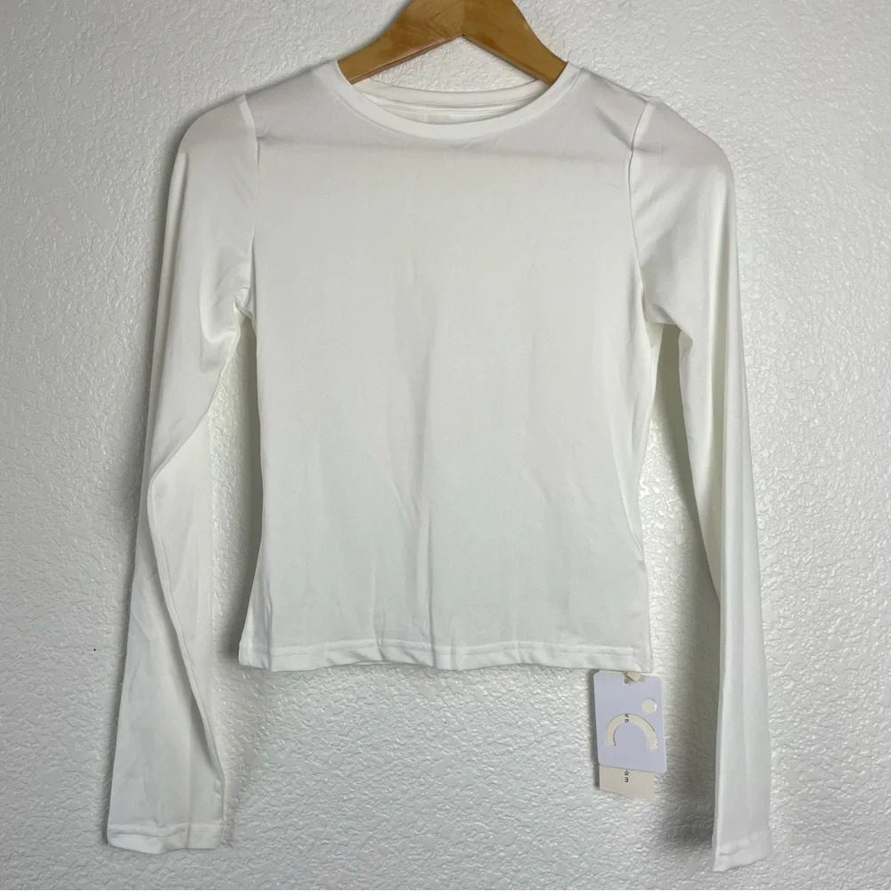 NWT Commense Long Sleeve‎ Sheer White Crop Top Closet Basic Size Medium Neutral